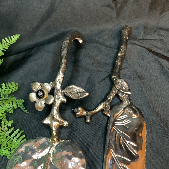 Bombay company amethyst collection silver branch & leaf wedding cake serving set - Picture 3 of 12